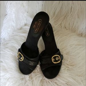 Coach Slides Size 8.5